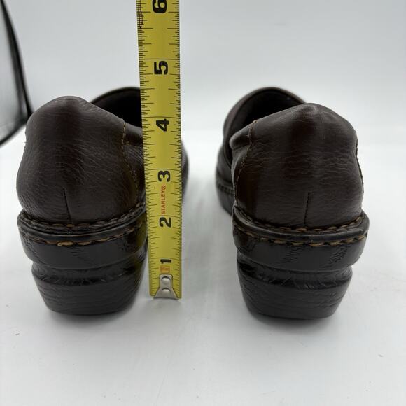 Born BOC Clogs Womens Size 6 Peggy Dark Brown Leather Slip On Nurse - Picture 8 of 12